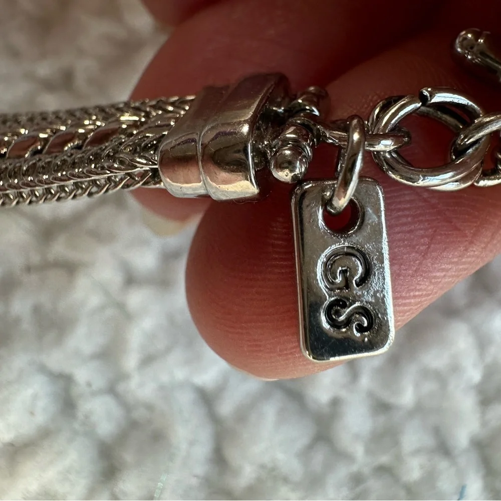 Ginger Snaps Elegant Bracelet with Three Snap in Charms 6 3/4 to 8 adjustable